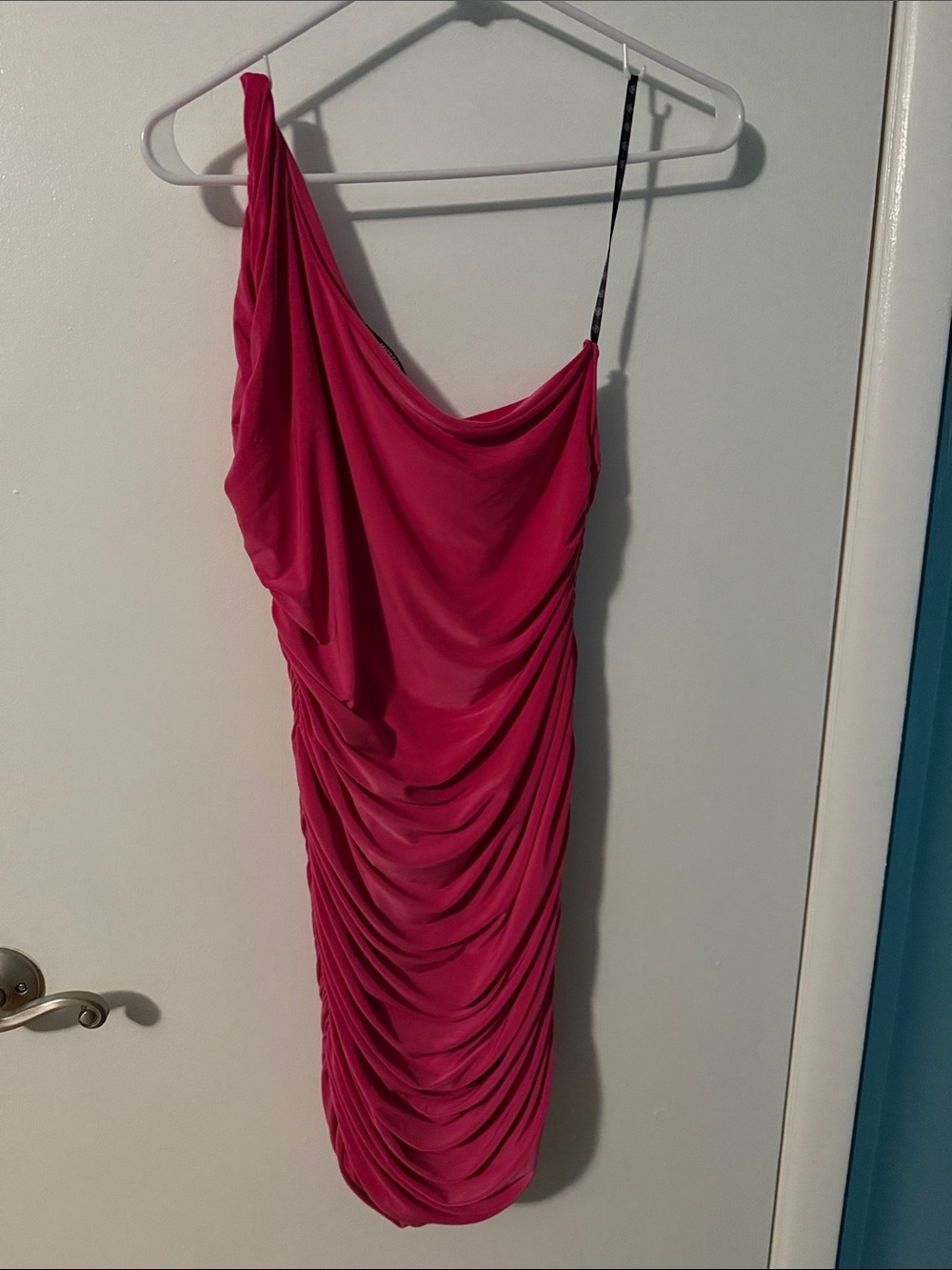 Missguided One-Shoulder Ruched Hot Pink Dress